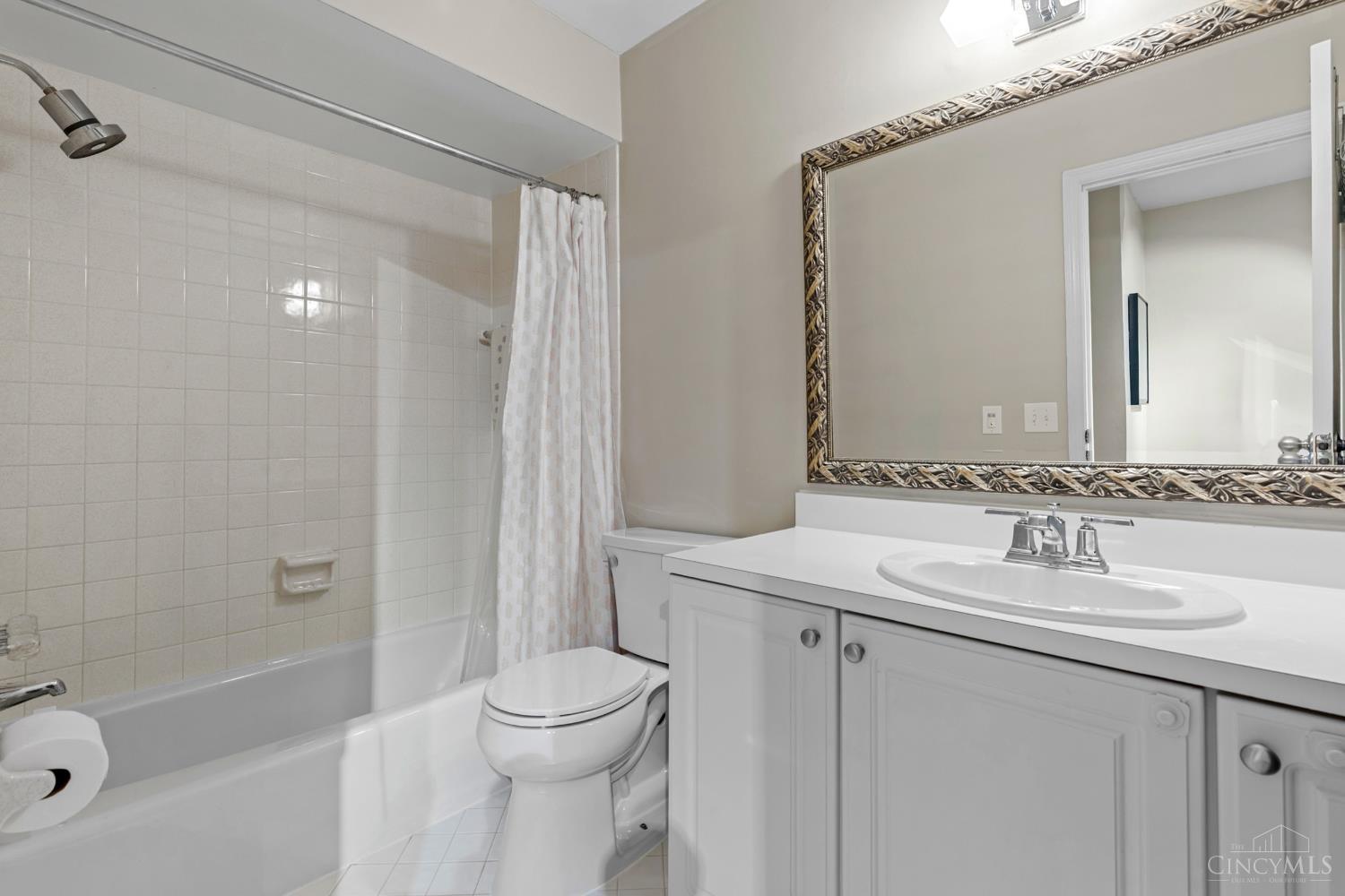 1207 Isis Avenue, Cincinnati, OH, 45208 — photo 25