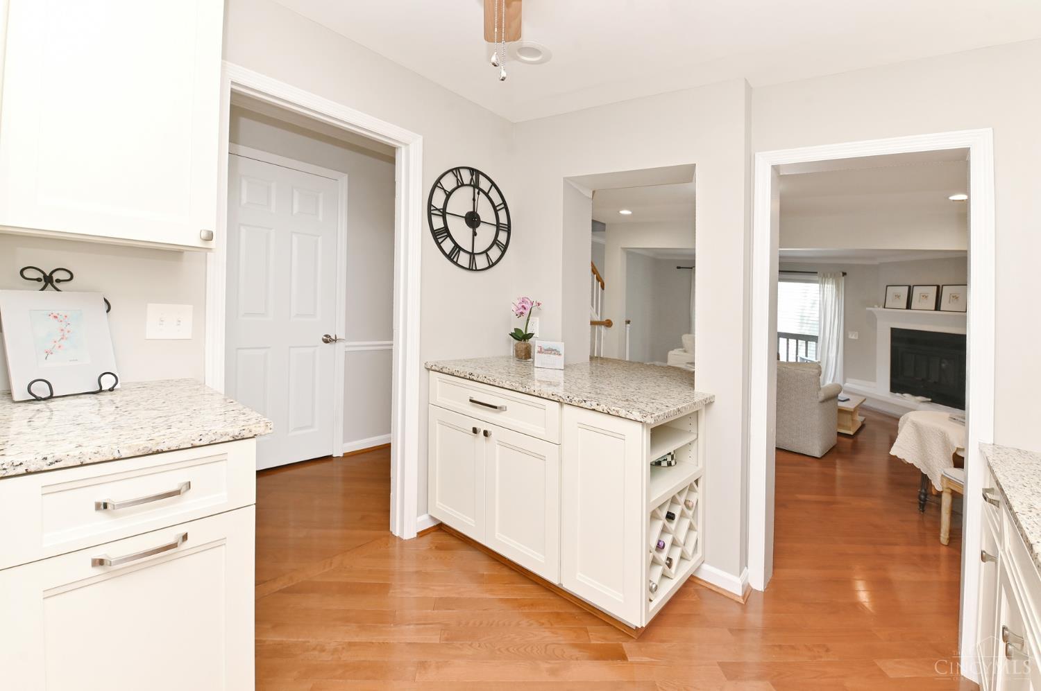 3658 Herschel Avenue, Cincinnati, OH, 45208 — photo 9
