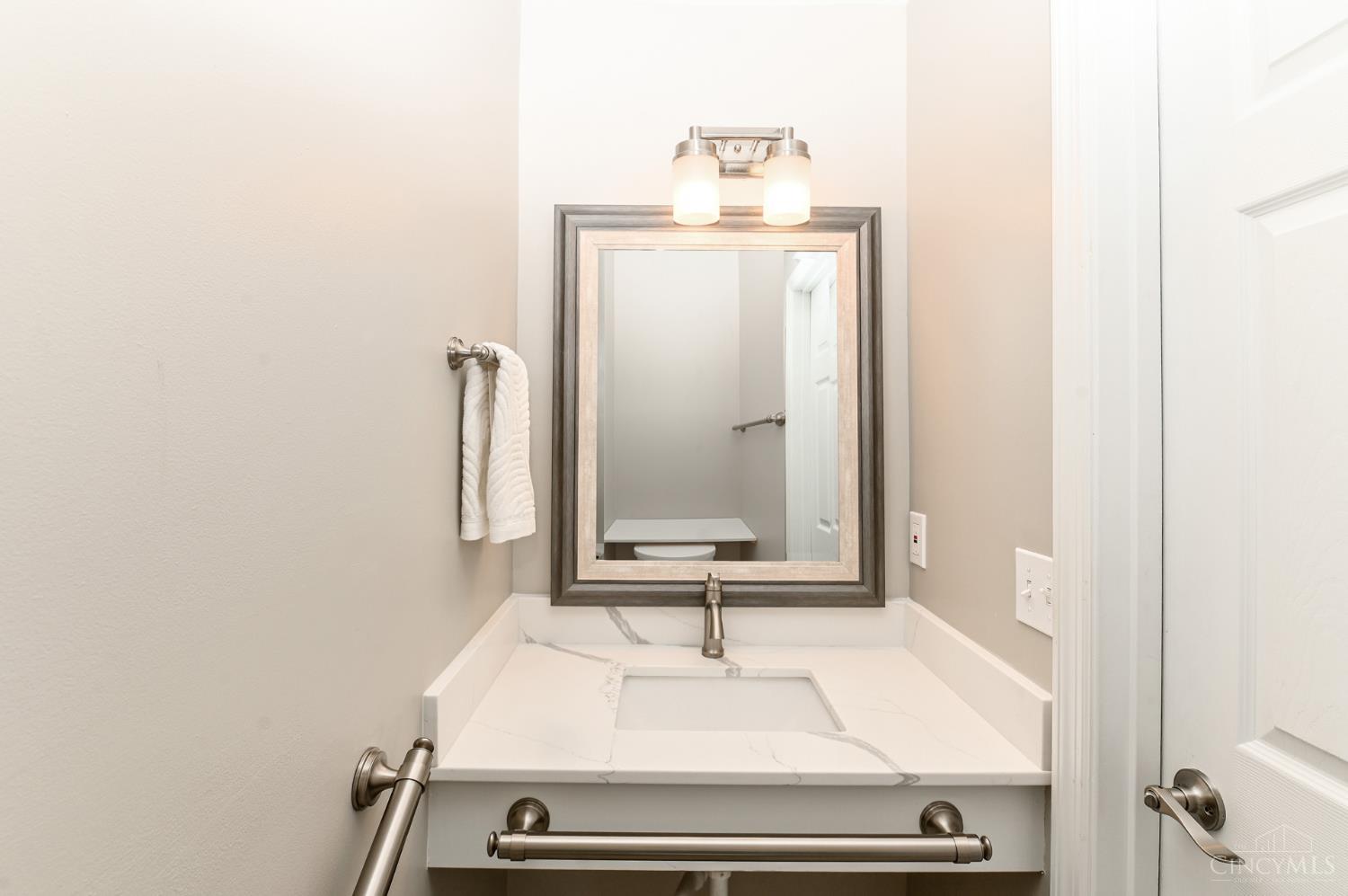 3658 Herschel Avenue, Cincinnati, OH, 45208 — photo 36