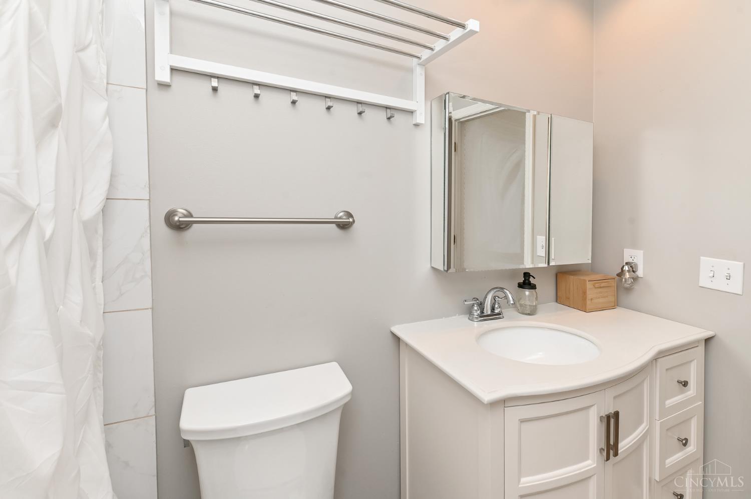 3658 Herschel Avenue, Cincinnati, OH, 45208 — photo 29