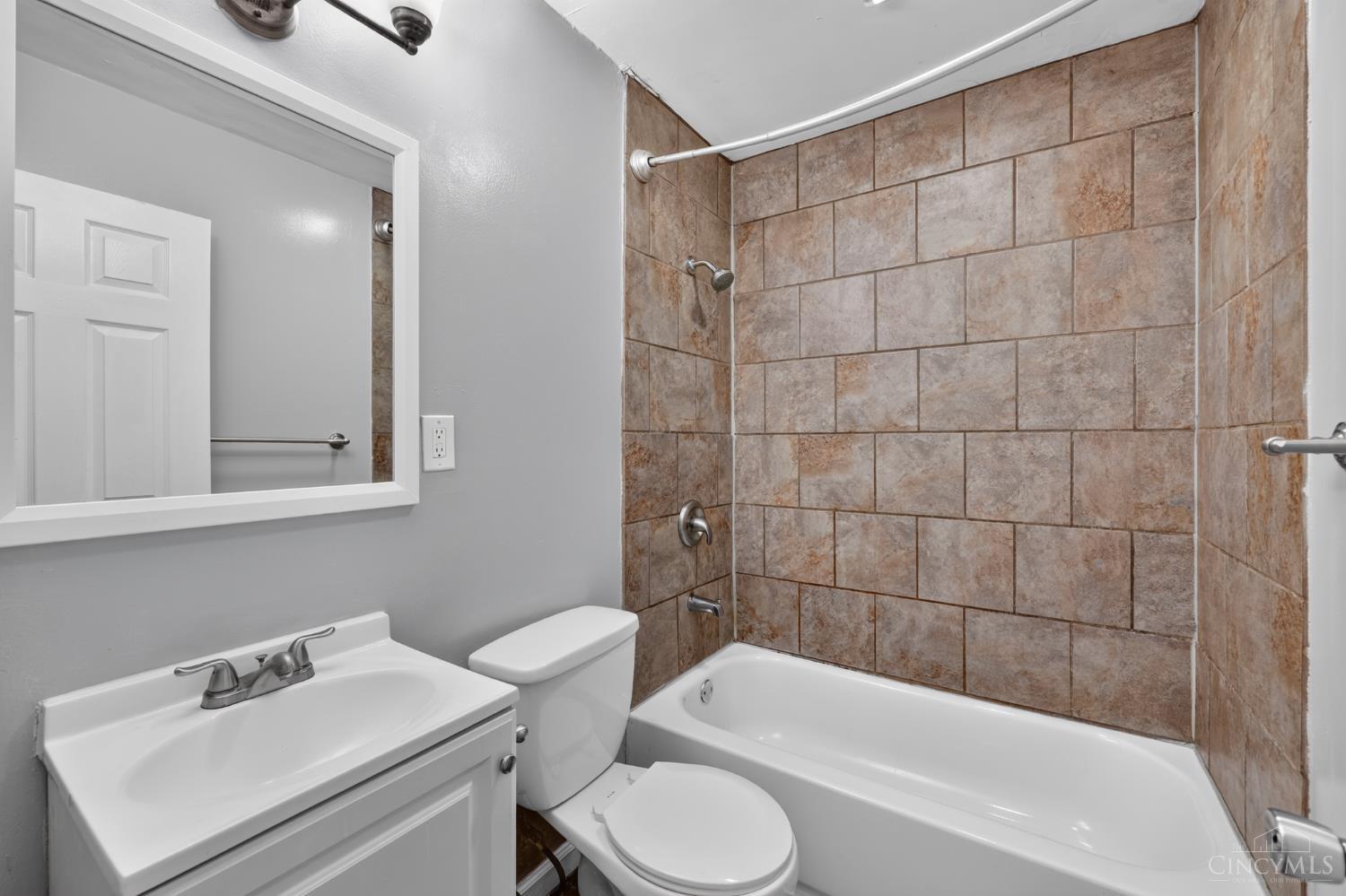 3540 Alamosa Drive, Colerain Twp, OH, 45251 — photo 26