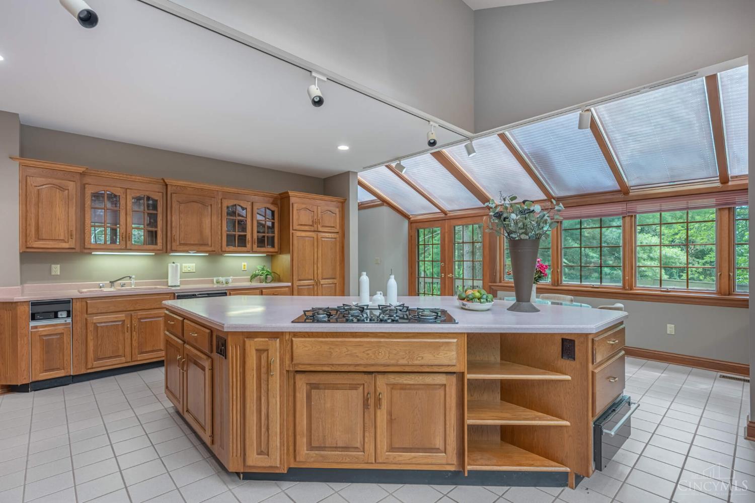 514 Shambord Circle, Kettering, OH, 45429 — photo 12