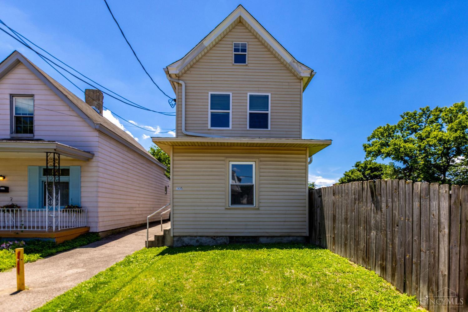 305 Walnut Street, Elmwood Place, OH, 45216 — photo 2