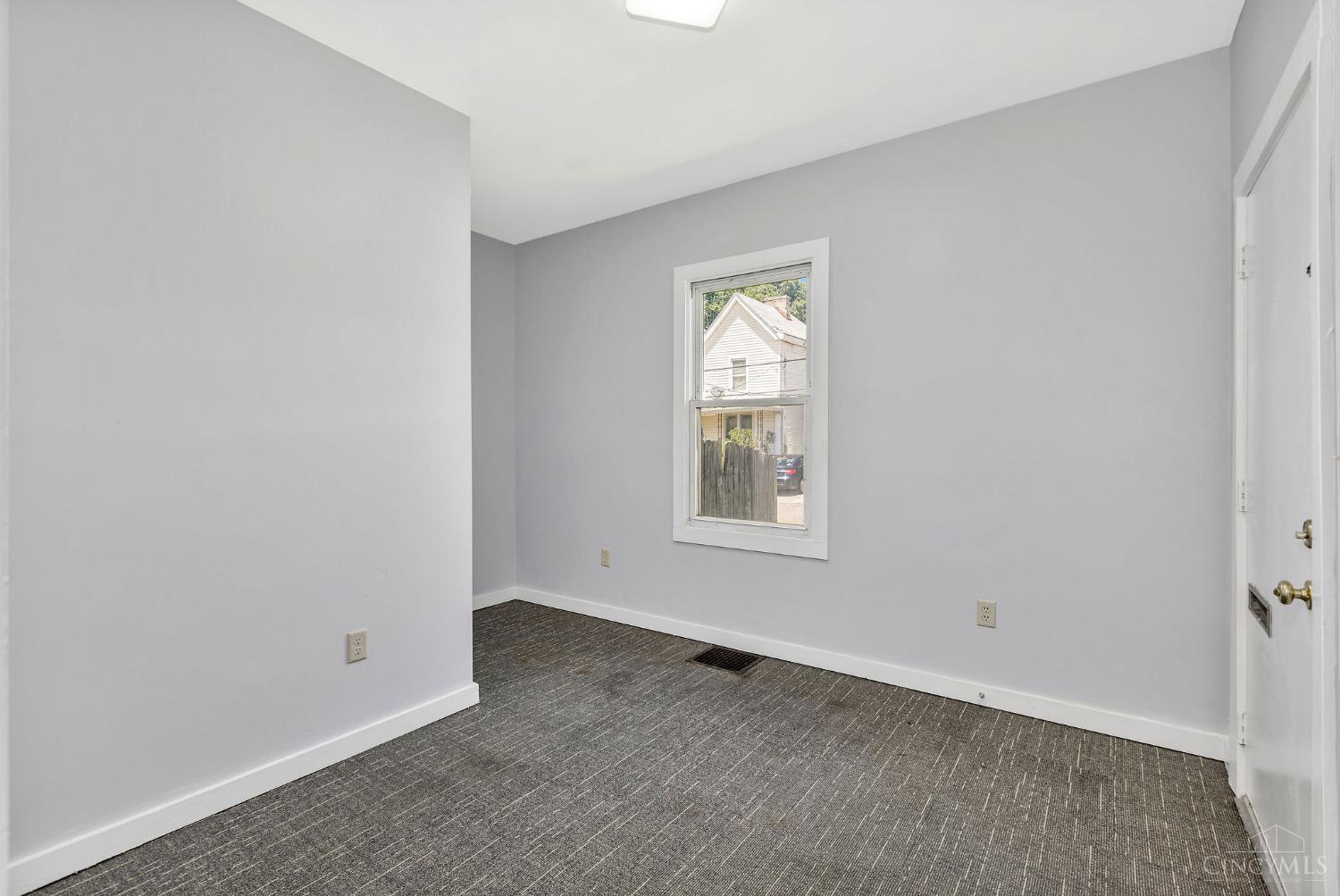 305 Walnut Street, Elmwood Place, OH, 45216 — photo 17
