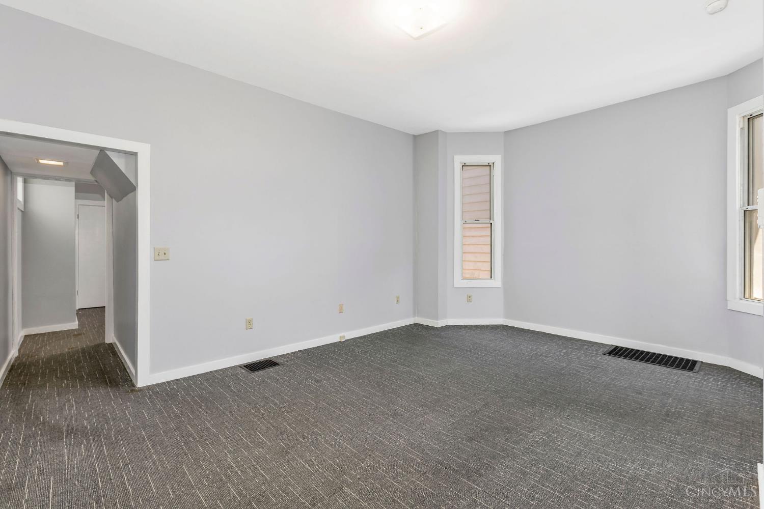 305 Walnut Street, Elmwood Place, OH, 45216 — photo 15