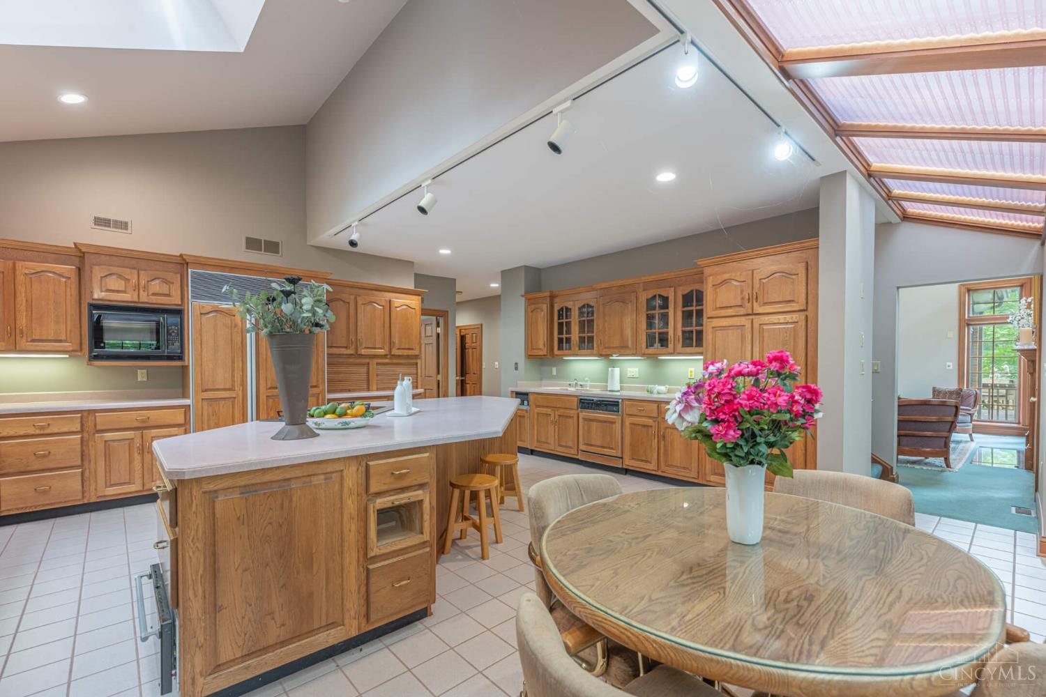 514 Shambord Circle, Kettering, OH, 45429 — photo 19