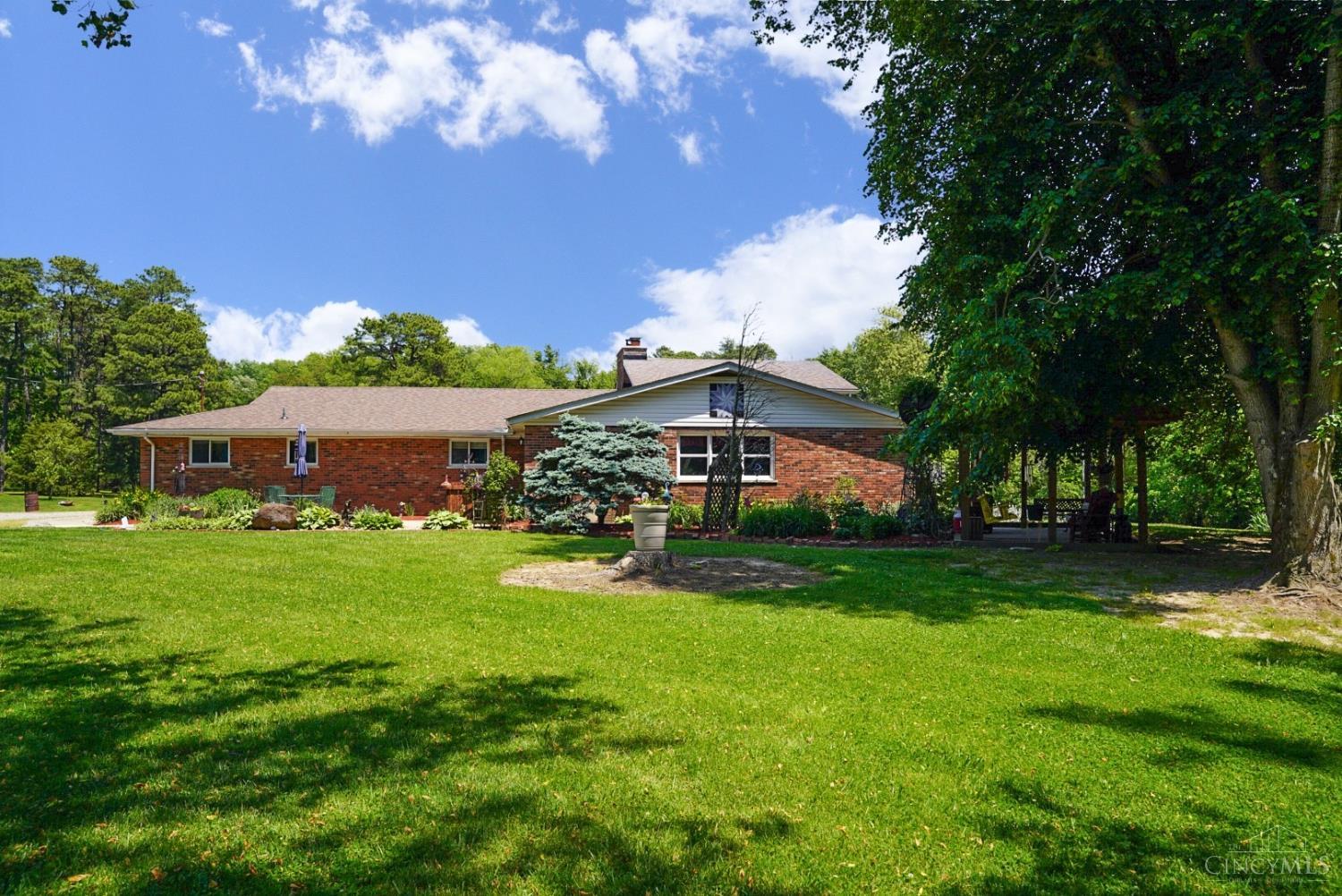 3911 Campbell Road, Perry Twp, OH, 45118 — photo 2