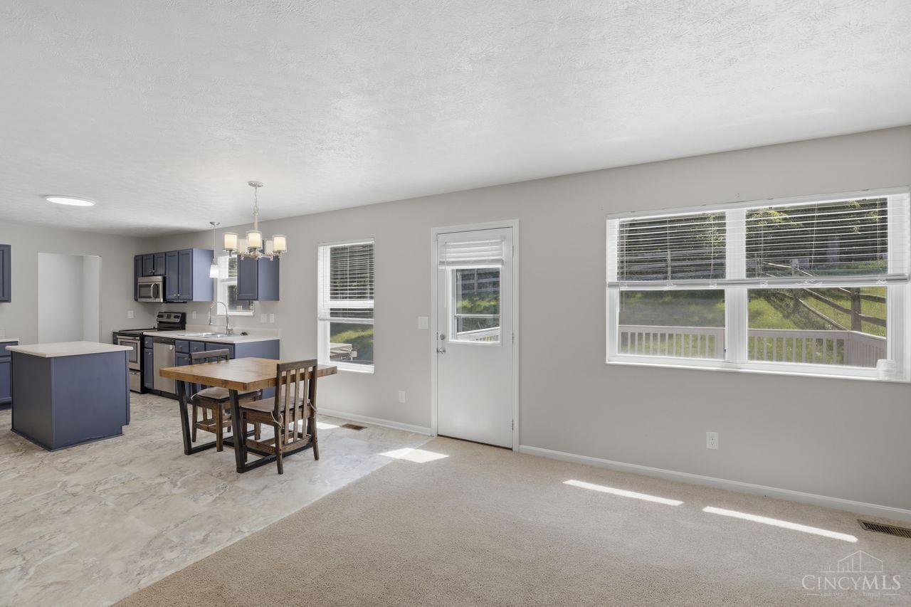 884 Venetian Terrace, Cincinnati, OH, 45224 — photo 7