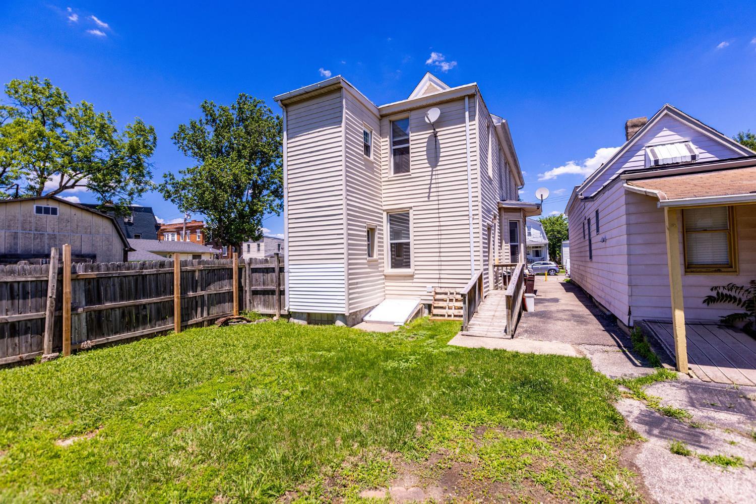 305 Walnut Street, Elmwood Place, OH, 45216 — photo 9