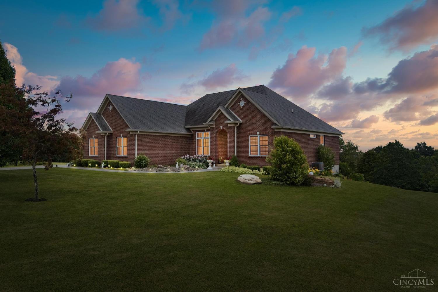 6880 Oak Ridge Road, Hillsboro, OH, 45133