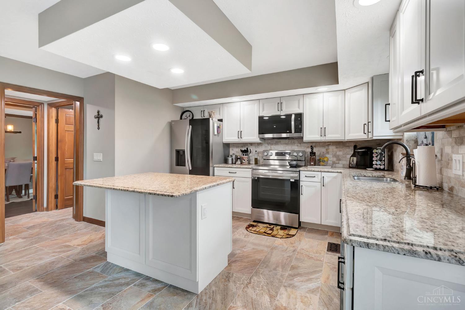 692 Doe Crossing, Centerville, OH, 45459 — photo 14