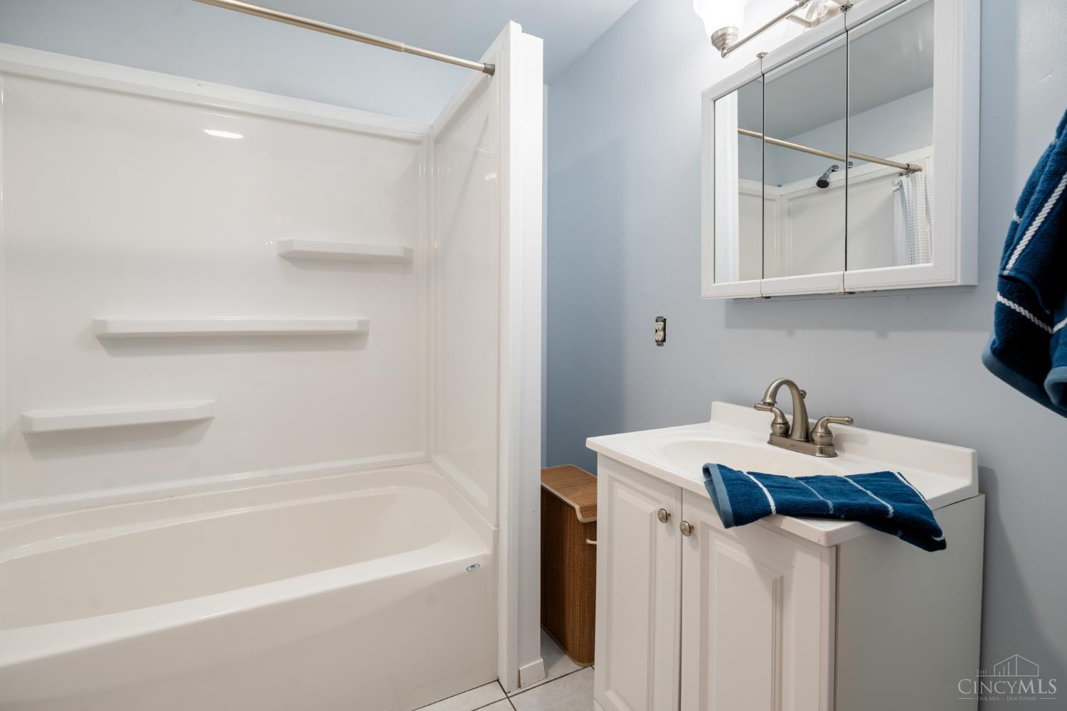 9032 Oak Drive, Loveland, OH, 45140 — photo 19
