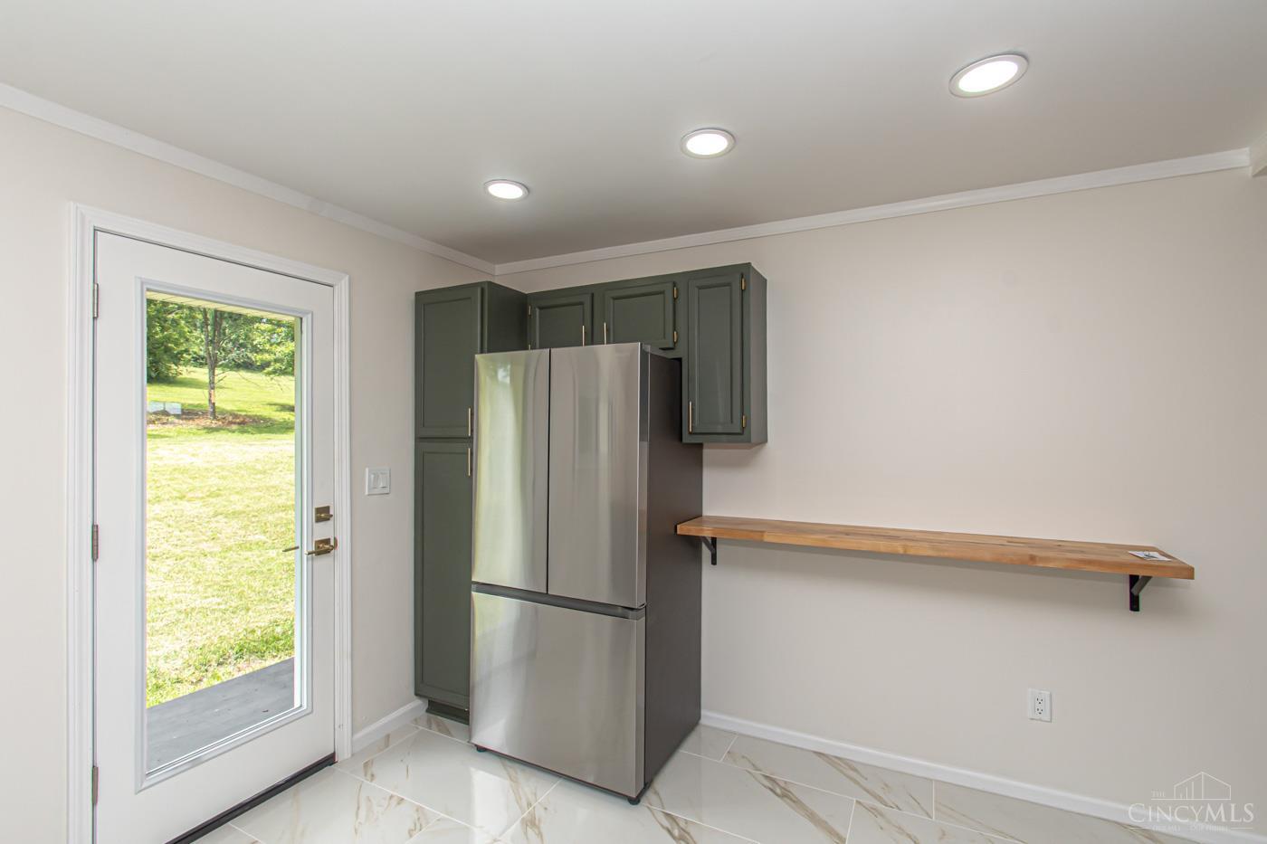 4323 Wayne Madison Road, Wayne Twp, OH, 45067 — photo 10