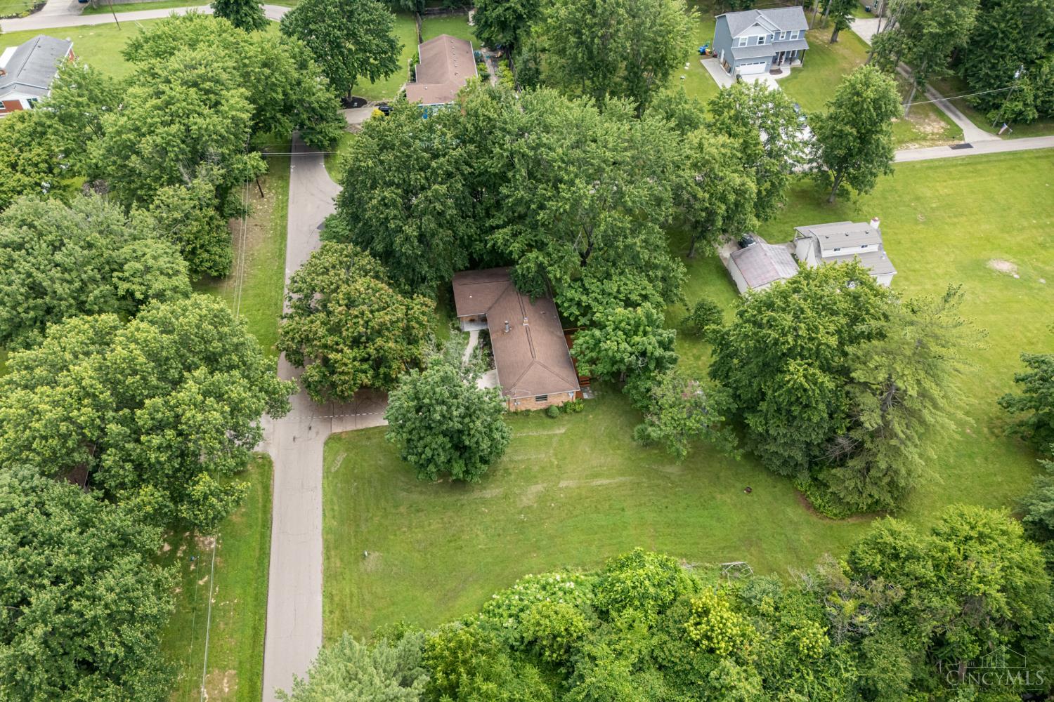 9032 Oak Drive, Loveland, OH, 45140 — photo 3