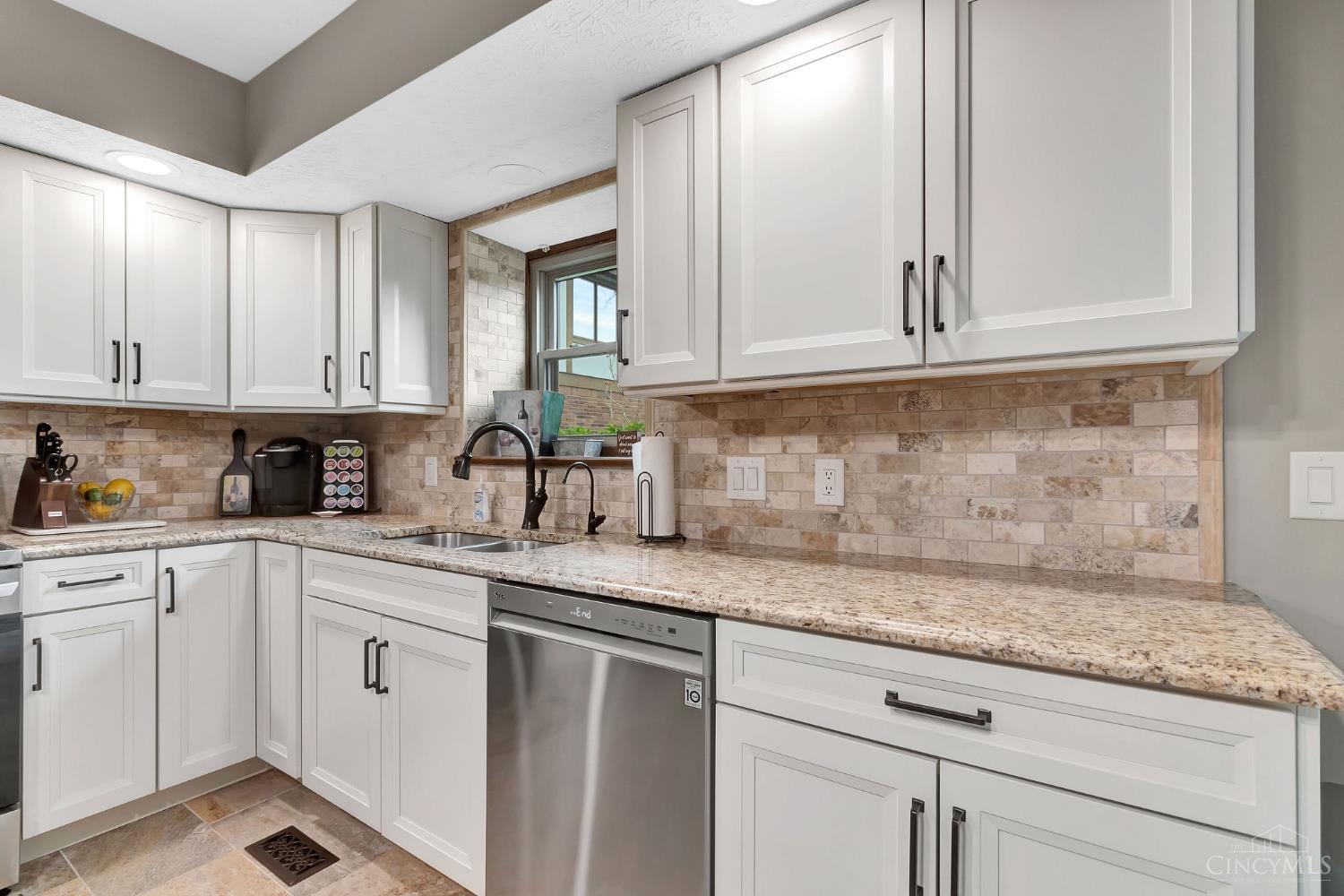 692 Doe Crossing, Centerville, OH, 45459 — photo 15