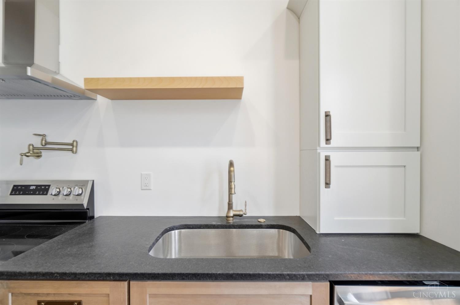 607 Main Street #9, Cincinnati, OH, 45202 — photo 10
