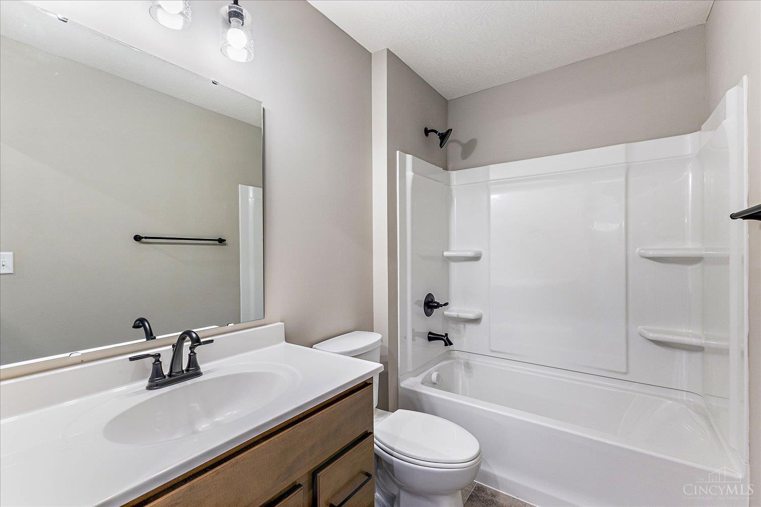 5890 Parkview Lane #202, Miami Twp, OH, 45150 — photo 16