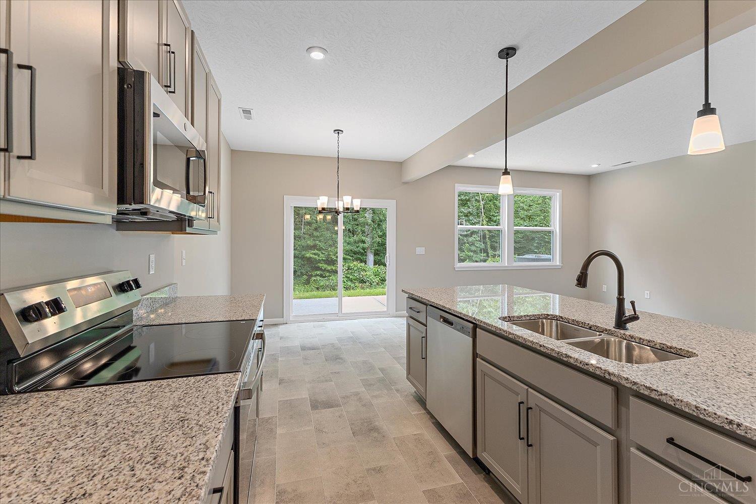 1591 Summerview Lane, Miami Twp, OH, 45150 — photo 4