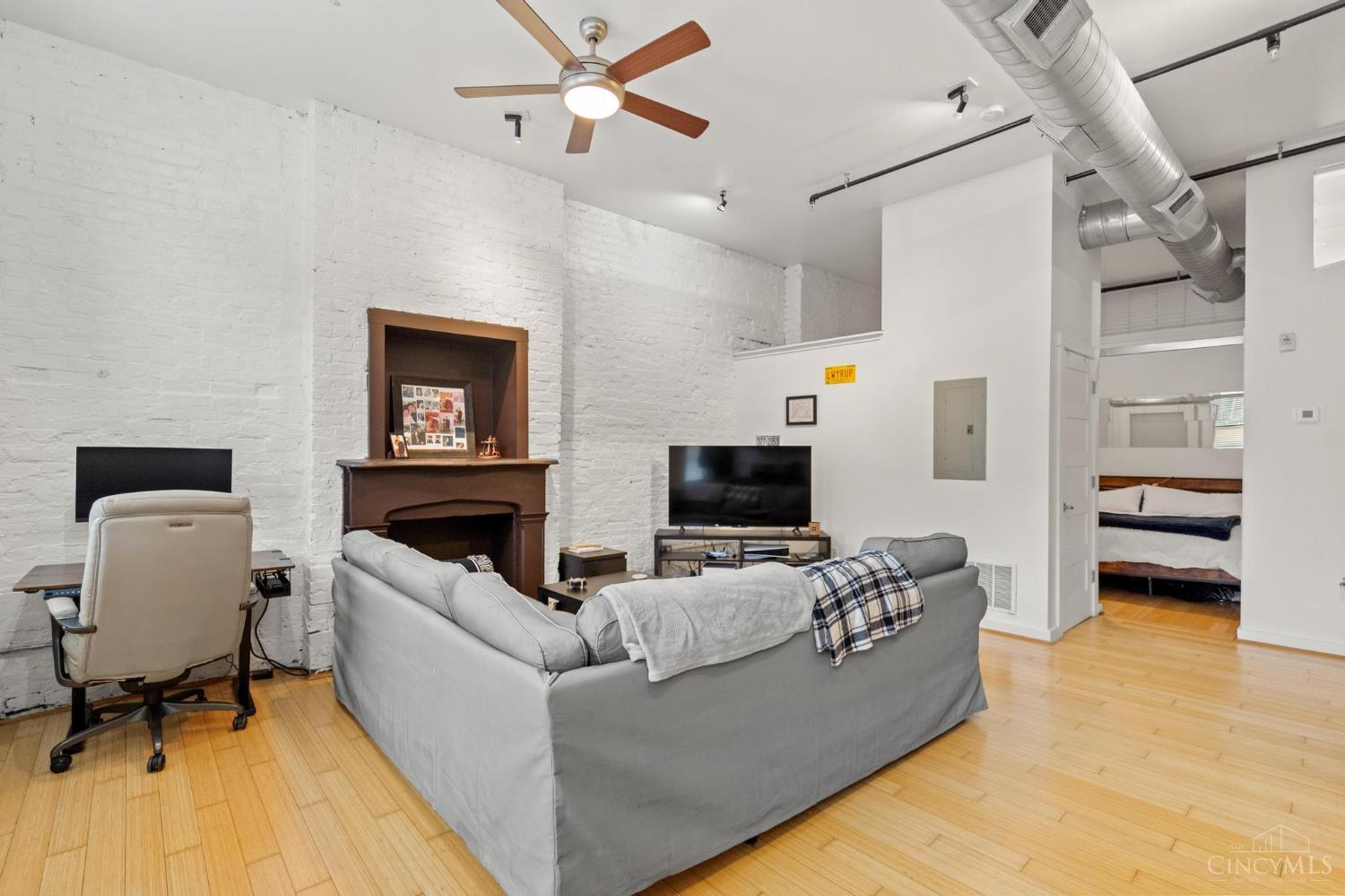 1202 Main Street #1, Cincinnati, OH, 45202 — photo 9