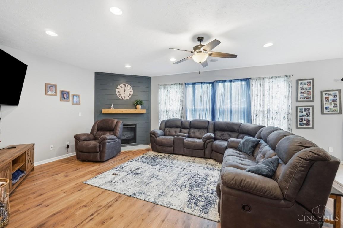 740 Oak Forest Drive, Hamilton Twp, OH, 45152 — photo 6