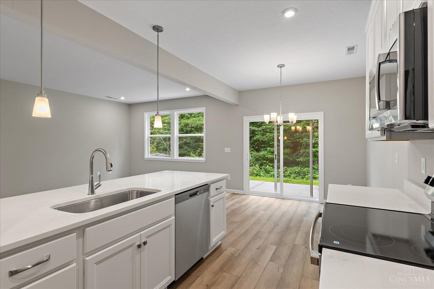 1593 Summerview Lane, Miami Twp, OH, 45150 — photo 4