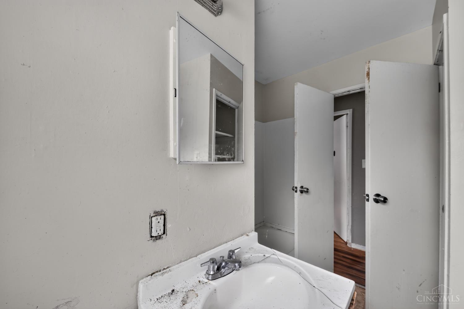 1714 Monterey Court, Cincinnati, OH, 45223 — photo 24