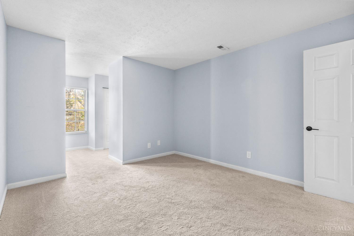 10555 Montgomery Road #5, Montgomery, OH, 45242 — photo 14