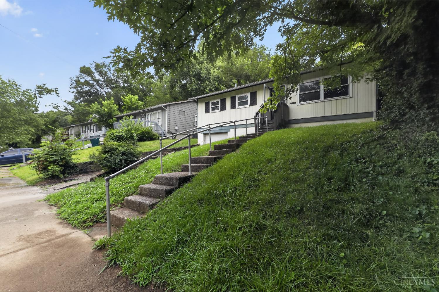 1714 Monterey Court, Cincinnati, OH, 45223 — photo 3