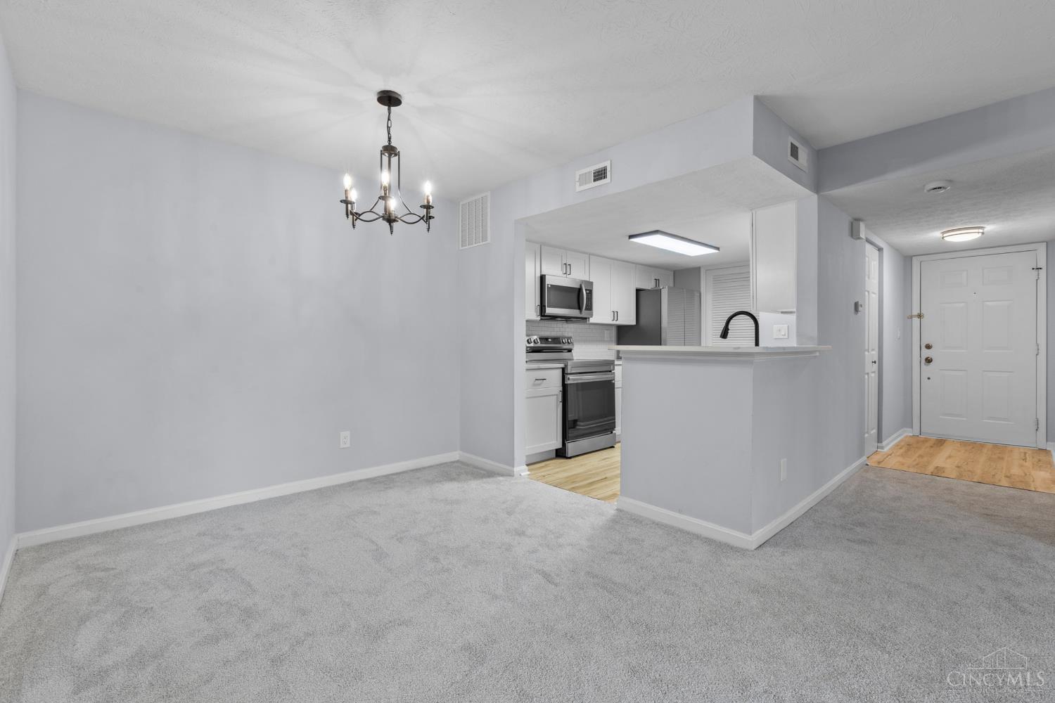 10555 Montgomery Road #5, Montgomery, OH, 45242 — photo 12