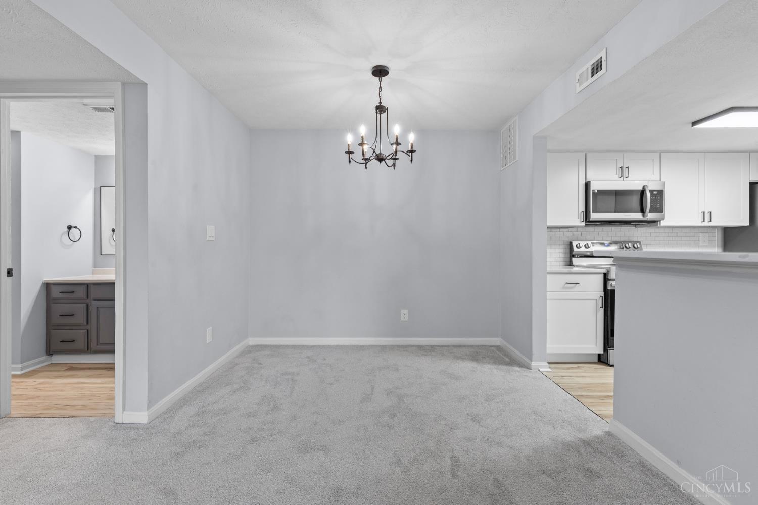 10555 Montgomery Road #5, Montgomery, OH, 45242 — photo 11