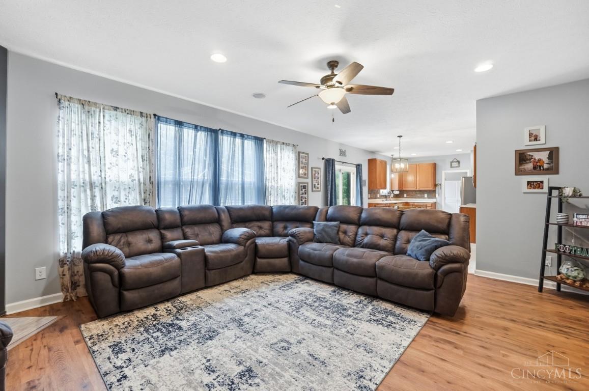 740 Oak Forest Drive, Hamilton Twp, OH, 45152 — photo 7