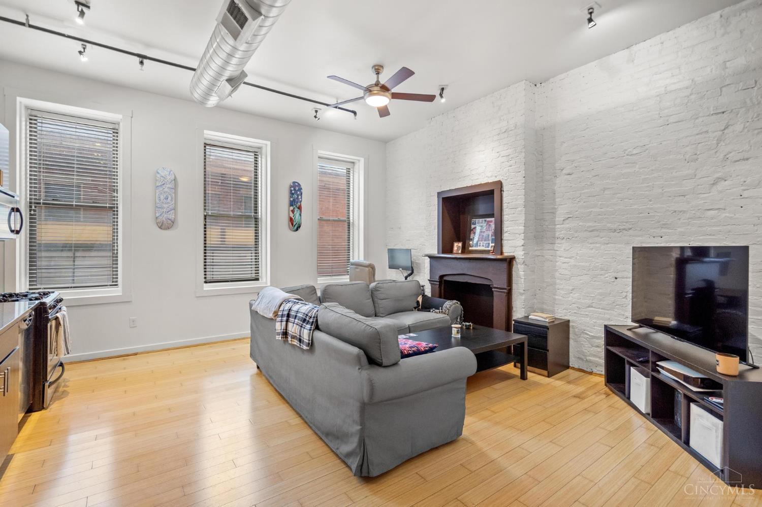 1202 Main Street #1, Cincinnati, OH, 45202 — photo 7