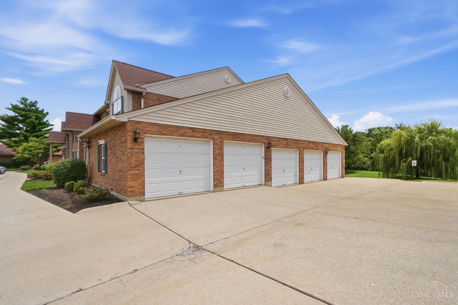 8753 Carrousel Park Cir #99, Colerain Twp, OH, 45251 — photo 56