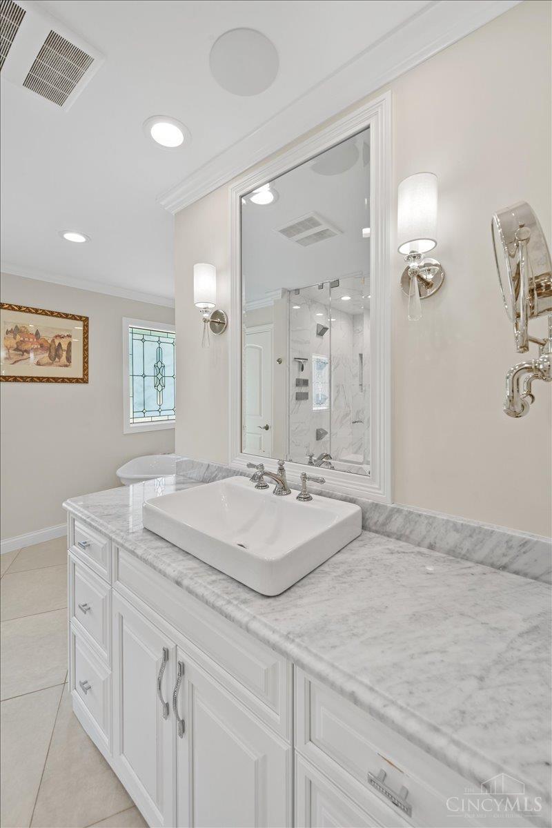 2558 Western Row Road, Deerfield Twp., OH, 45039 — photo 28