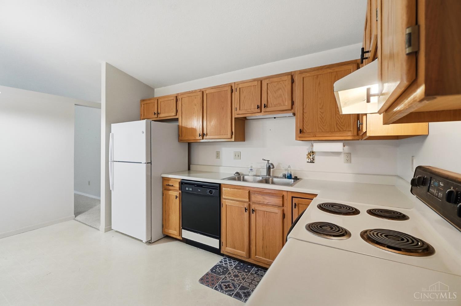 8753 Carrousel Park Cir #99, Colerain Twp, OH, 45251 — photo 19