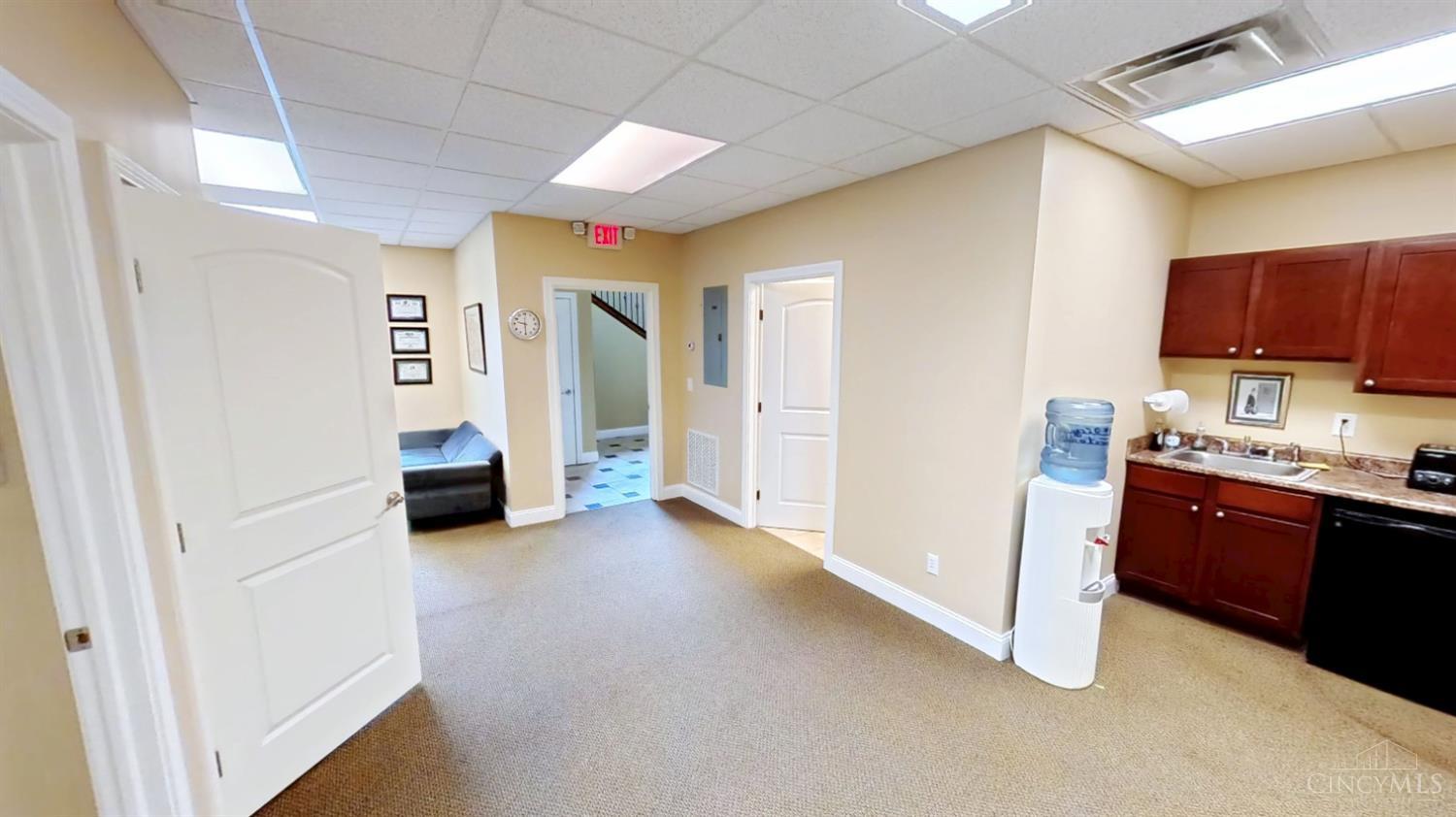 5078 Wooster Pike #200, Cincinnati, OH, 45226 — photo 5