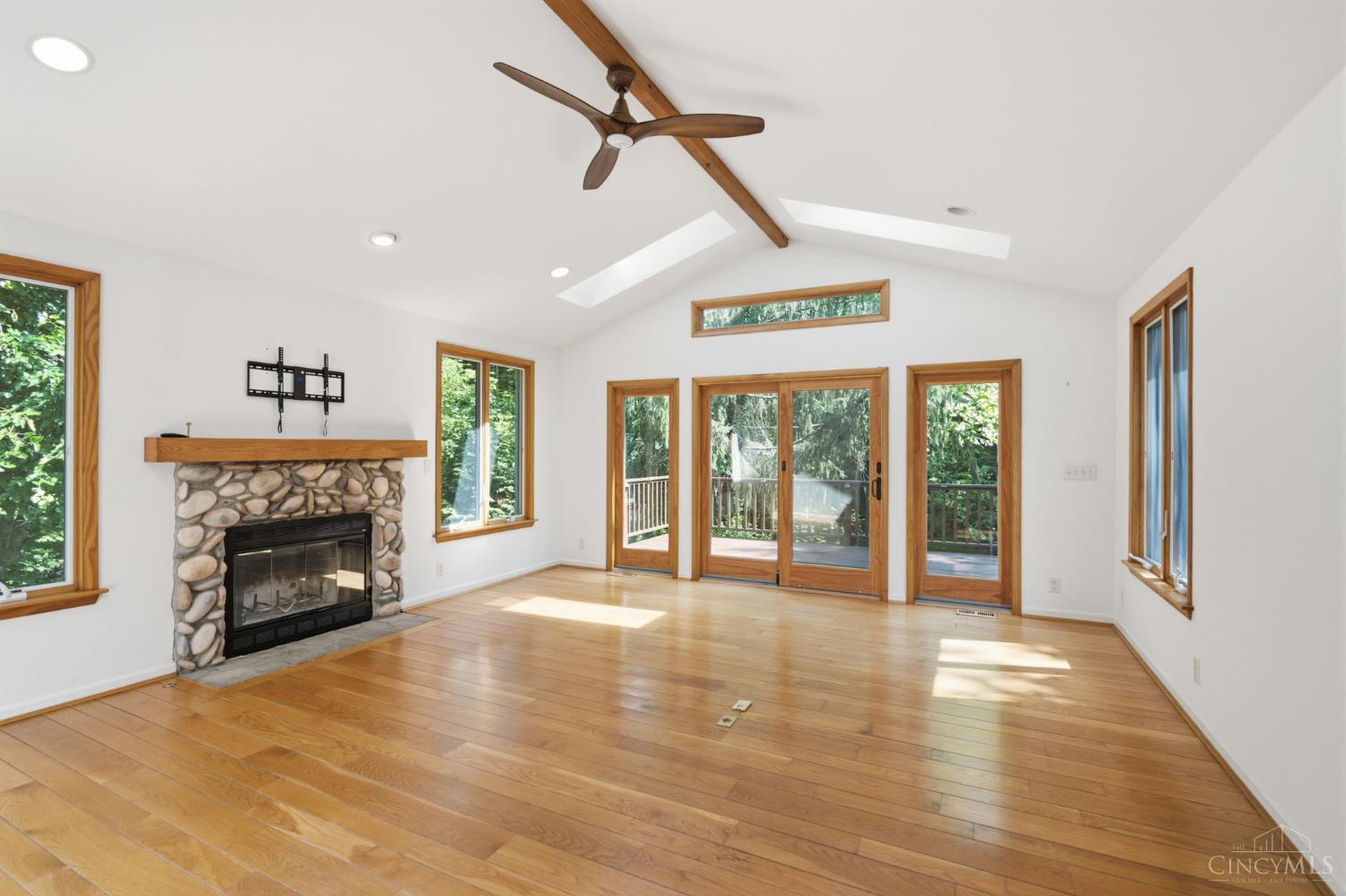7767 Shawnee Run Road, Indian Hill, OH, 45243 — photo 17