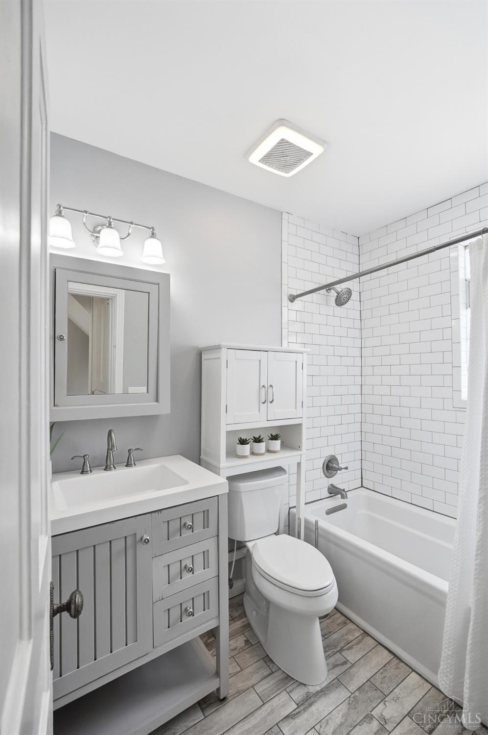 4223 Thirty Second Avenue, Cincinnati, OH, 45209 — photo 32
