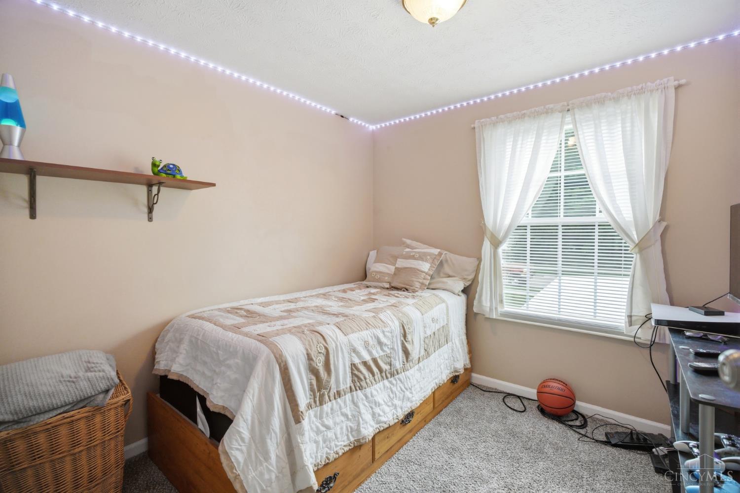 5855 Winchester Drive, Miami Twp, OH, 45150 — photo 19