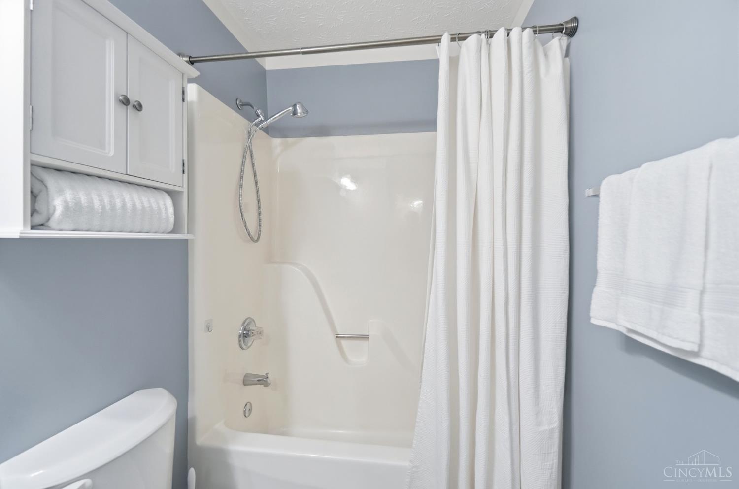 7545 Welsley Trace #28, West Chester, OH, 45069 — photo 42