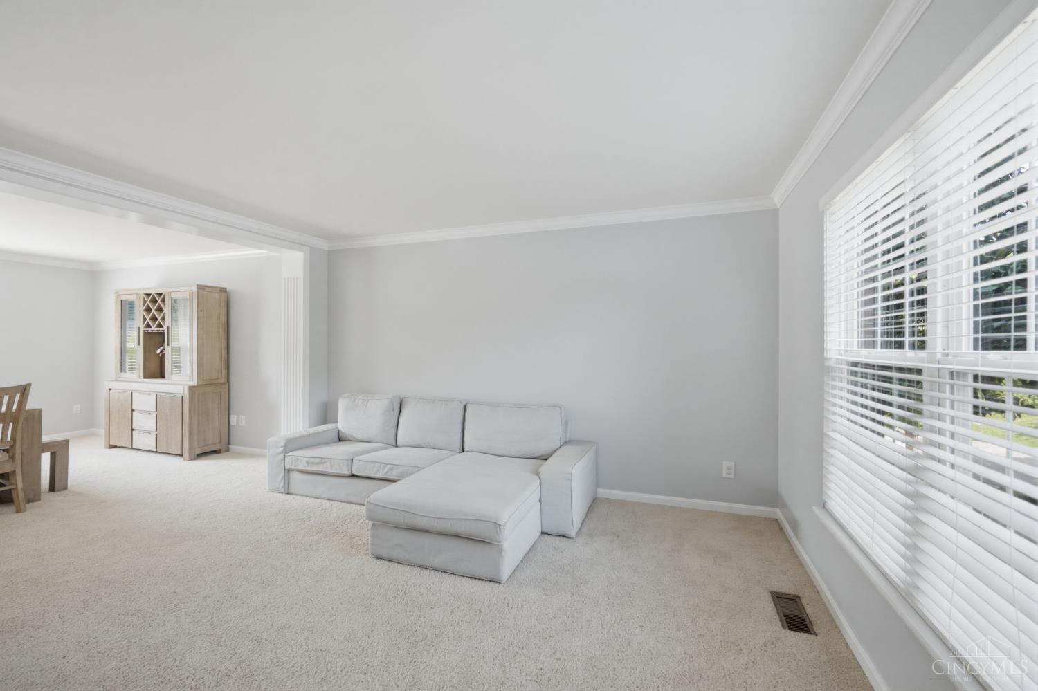7675 Tylers Meadow Drive, West Chester, OH, 45069 — photo 9