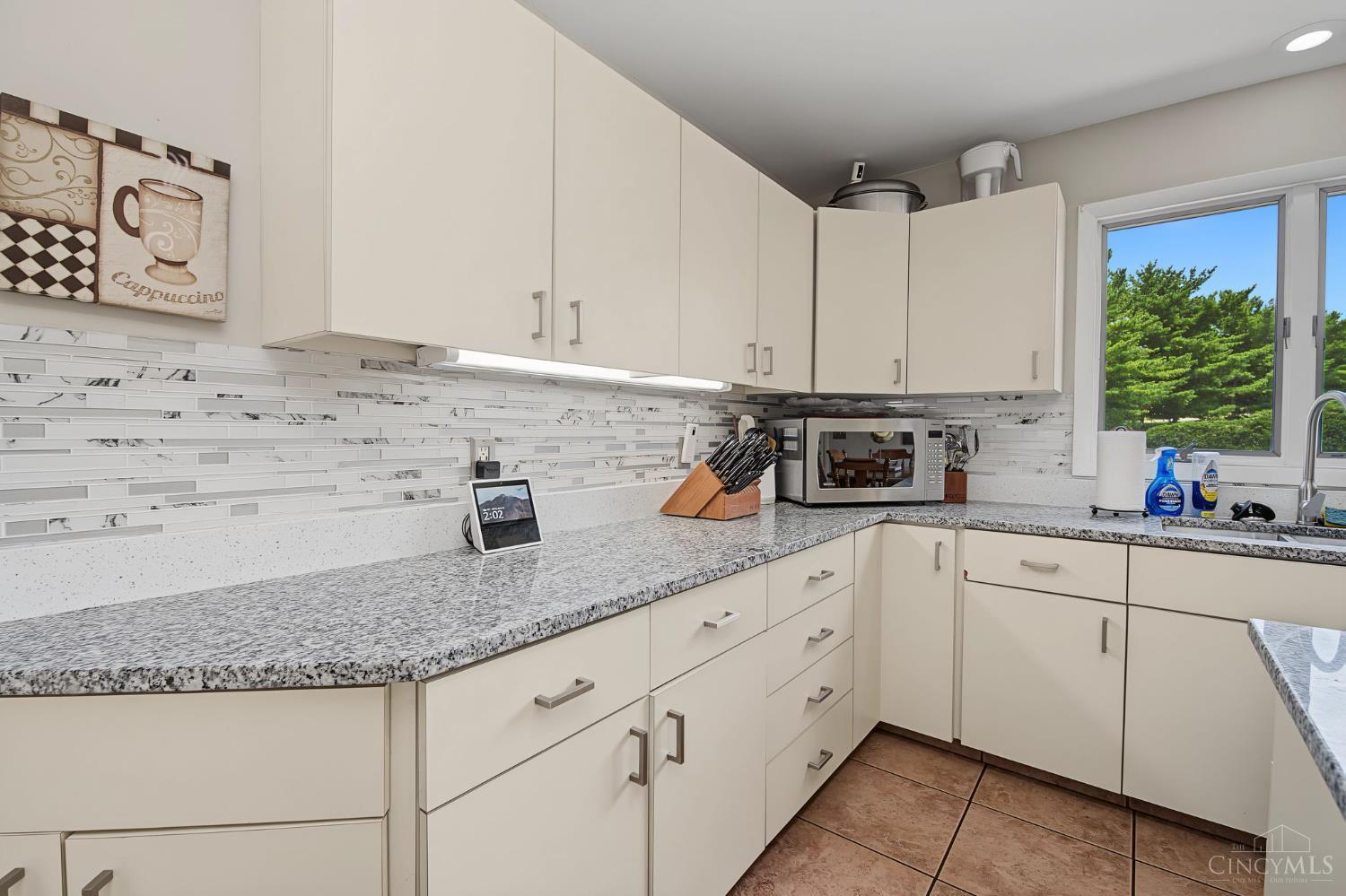 7229 Hartford Court, West Chester, OH, 45069 — photo 18