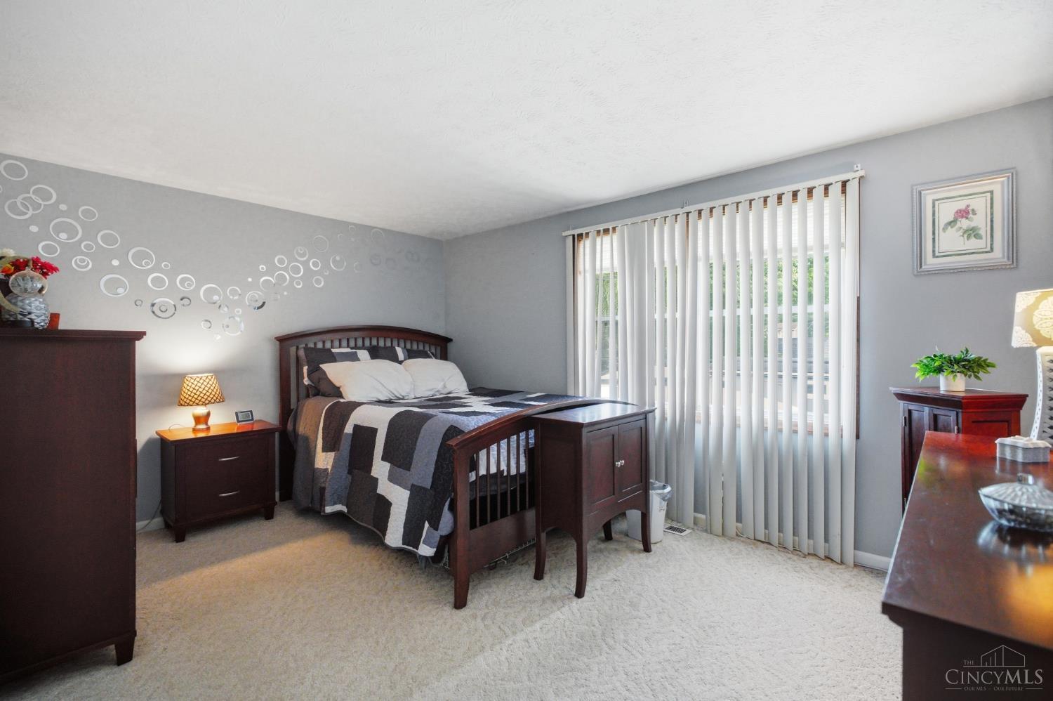 5855 Winchester Drive, Miami Twp, OH, 45150 — photo 13
