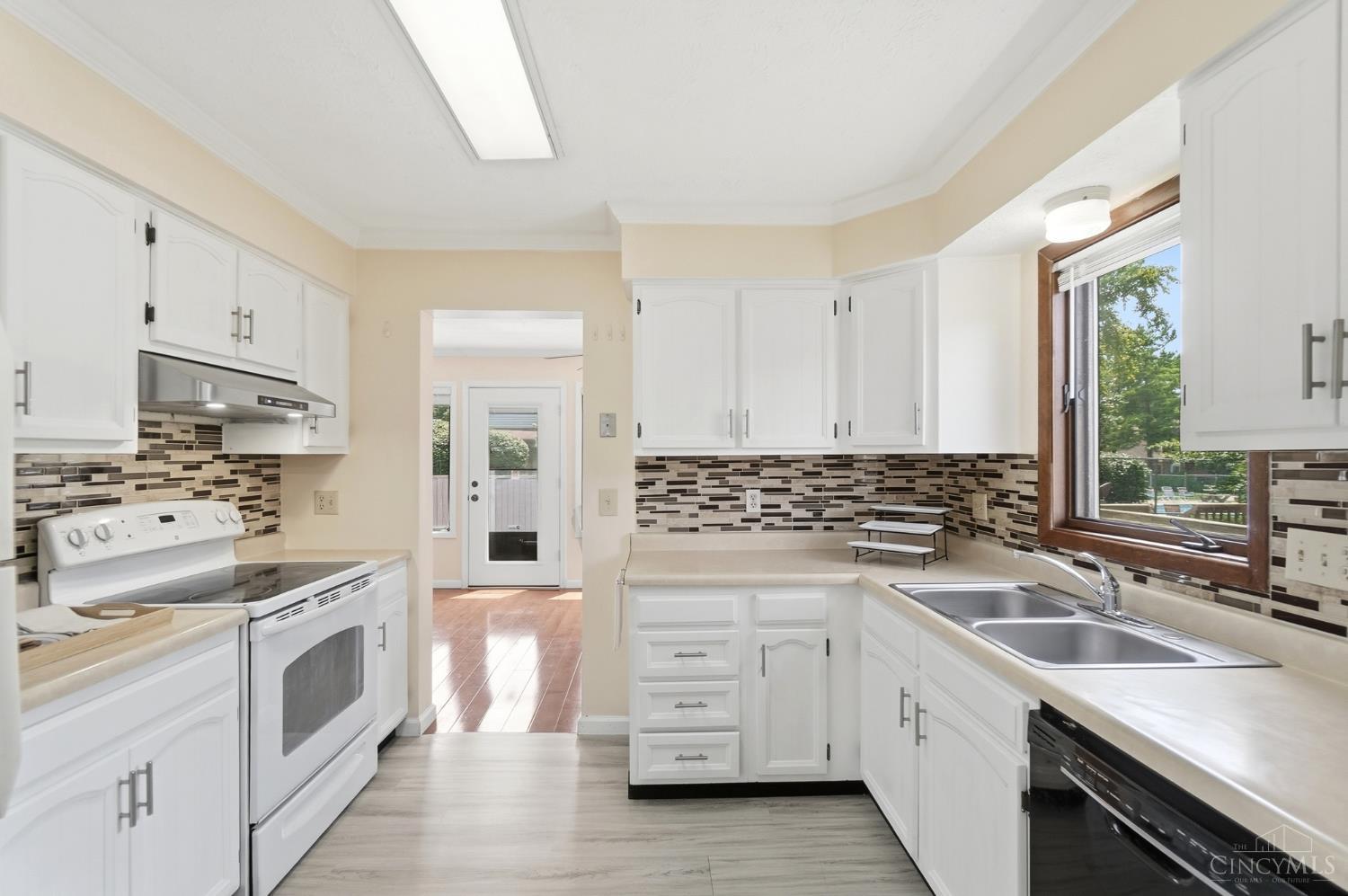 7545 Welsley Trace #28, West Chester, OH, 45069 — photo 17