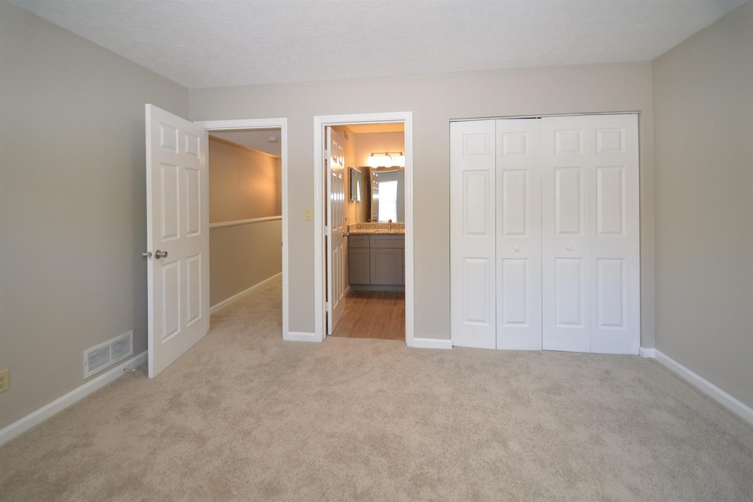10555 Montgomery Road #62, Montgomery, OH, 45242 — photo 8