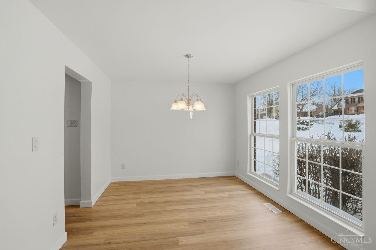 1102 Arbor Springs Drive, Hamilton, OH, 45013 — photo 13