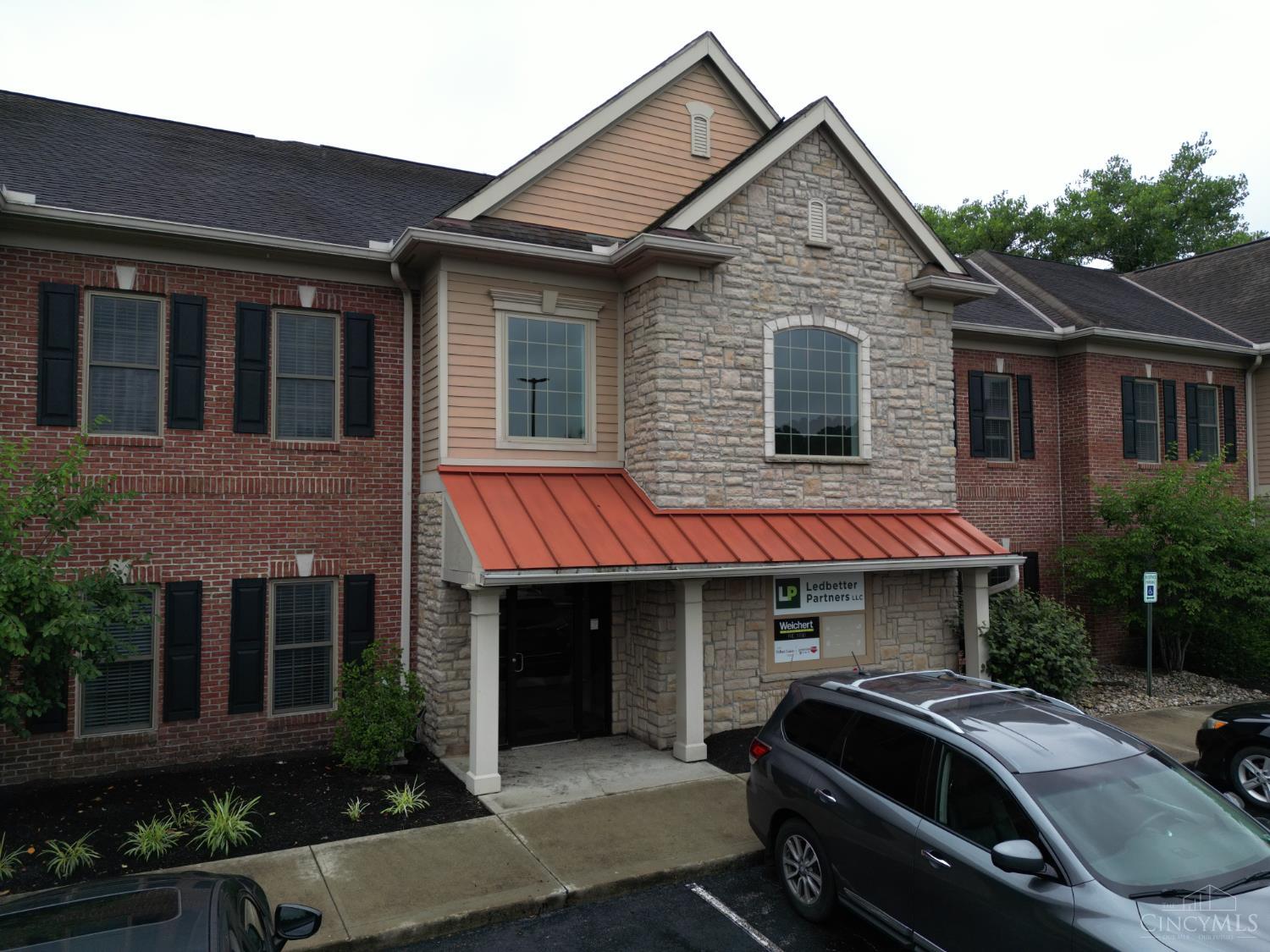5078 Wooster Pike #200, Cincinnati, OH, 45226