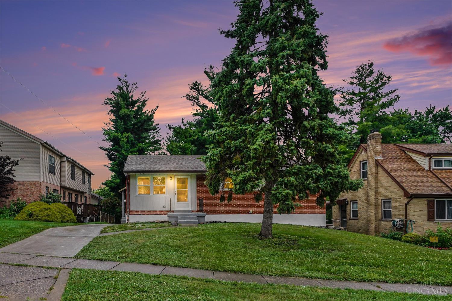 3260 Harry Lee Lane, Colerain Twp, OH, 45239