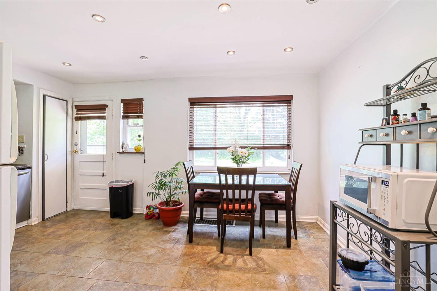 7224 Bernard Avenue, Mt Healthy, OH, 45231 — photo 13