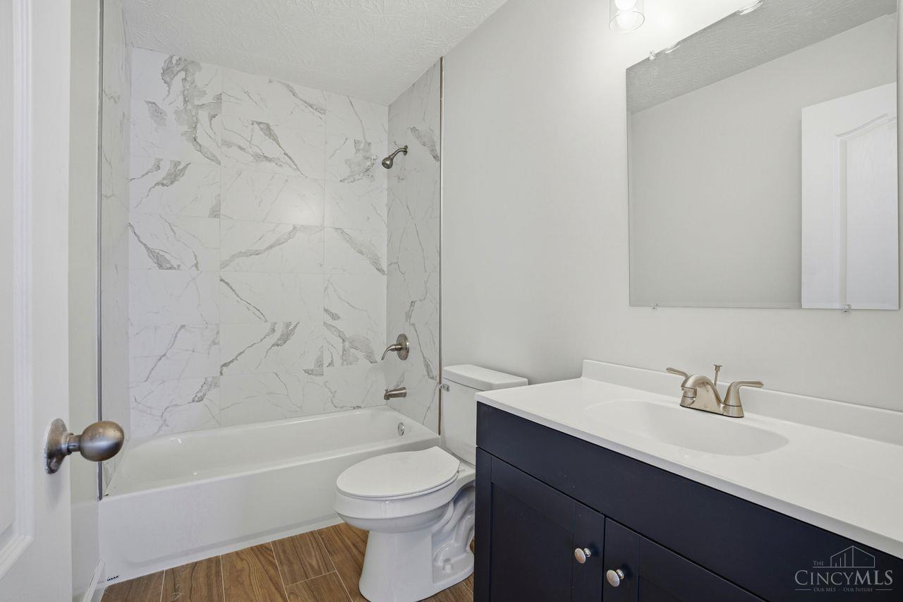 1102 Arbor Springs Drive, Hamilton, OH, 45013 — photo 28
